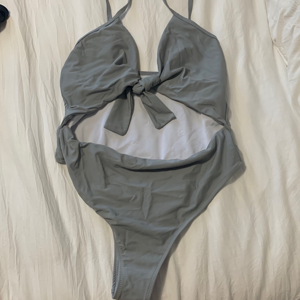 Gray monokini